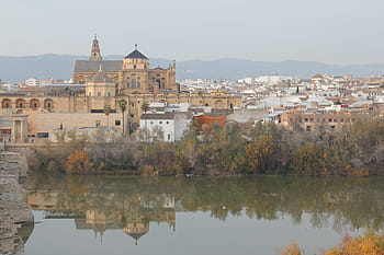 cordoba, řeka, mešita-katedrála, mešita, katedrála, mešita Cordoba, Španělsko, andalusie, řeka guadalquivir