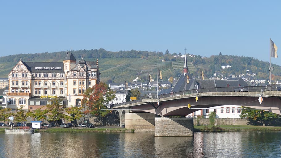 mosel, bernkastel-kues, budování mostu, řeka, město, architektura, kultura
