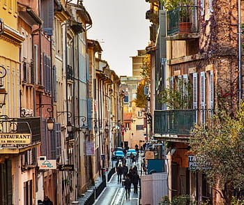 city life, street life, lively, busy, provencal, provence, aix-en-provence, france, europe, south of france, southern france