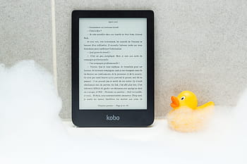 read, reading, bath, foam, duck, bubbles, soap bubbles, kobo, reading light, ebook, relaxation