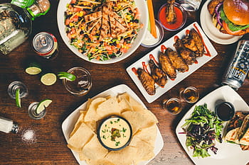 jídlo, potravin, kuře, kuřecí křídla, potravin a nápojů, pivo, bramborové hranolky, salát, alkohol, restaurace, Lahodné
