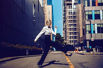city walker, fashionPeople, walk, walking, woman