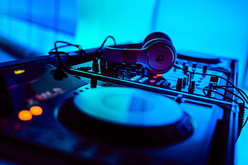 dj zenei eszközök, technológia, kék, dj, felszerelés, fejhallgató, hallgat, zene, hang, lemezjátszó, vinyl