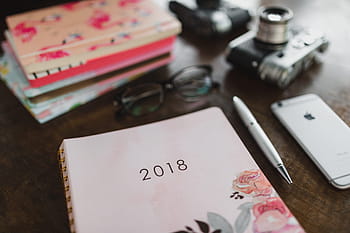 kalender merah muda, kalender, buku catatan, buku harian, catatan, meja