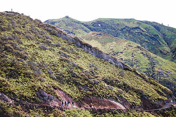 green, mountain trail, trekkers, adventure, cloud, edge, hill, landscape, mountain, rocks, sky