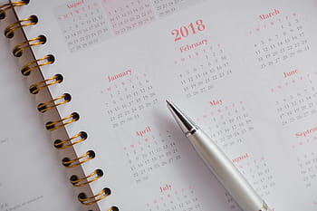kalender merah muda, kalender, buku catatan, buku harian, catatan, meja