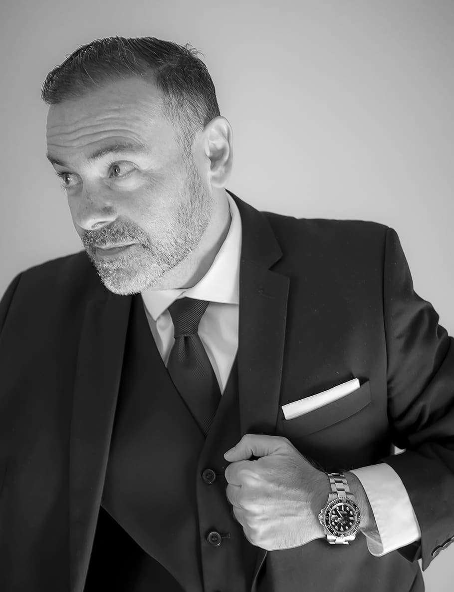 gentelman, knight, business, political, banker, good looking, mature, attractive, father, authority, wise