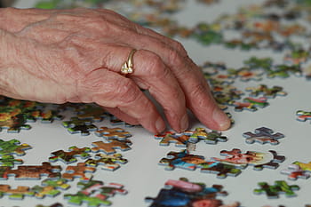 záhadný, hobby, kousky puzzle, volný čas, lidé, starší, senior, ruka, hádanka, žena, relaxace