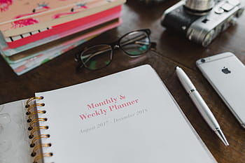 kalender merah muda, kalender, buku catatan, buku harian, catatan, meja
