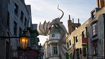 universal studios, harry potter, dragon, hogwarts