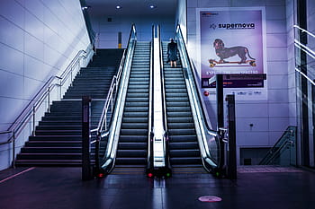 architektura, budova, design, infrastruktura, schody, jezdící schody, krytý, nákupní centrum, lidé, sama, žena
