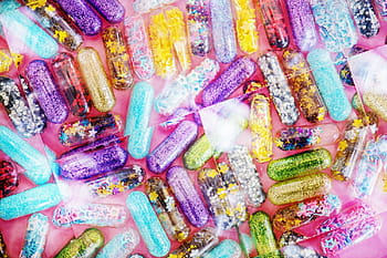 ลูกอม, แบบแผน, เครื่องเพชรพลอย, งานฝีมือ, สี, บทคัดย่อ, ติดยาเสพติด, พื้นหลัง, วันเกิด, เพชร, แคปซูล