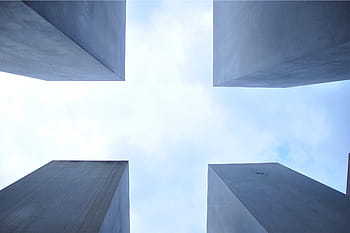 cer, beton, arhitectură, design modern, peisaj urban, Arta minimalistă, forme geometrice, fotografierea în aer liber, elemente structurale, cer albastru, Ziua înnorată