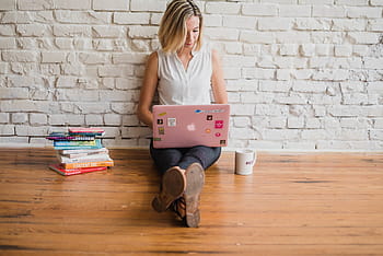 influencer, writing, girl, woman, typing, on computer, content marketing, typing on floor, written, words, handwriting