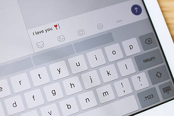 valentine’s, valentine ’s day, detail, screen, tablet, message “ i love, “i, you”